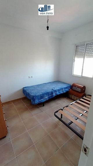 Piso en venta en Linares