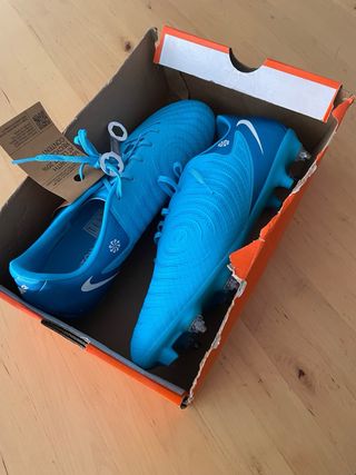 Botas de fútbol Nike Phantom GZ