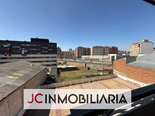 Piso en venta en Campo Grande - Arco Ladrillo en Valladolid