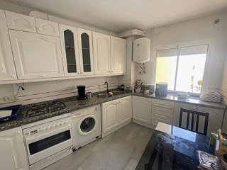 Piso en venta en La Carihuela en Torremolinos