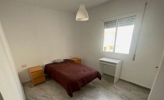 Piso en venta en La Carihuela en Torremolinos