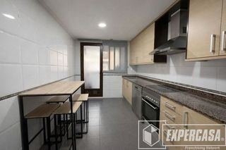 Piso en venta en Centro Ciudad en Manises