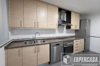 Piso en venta en Centro Ciudad en Manises