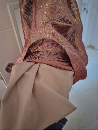 Vestido dorado Easy wear (El Corte Inglés)