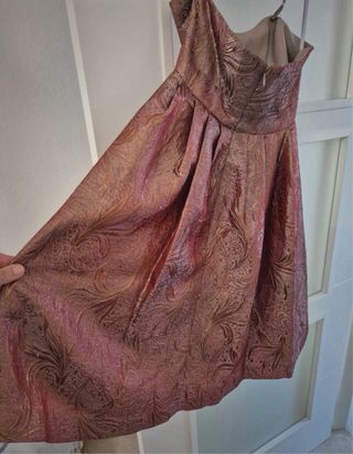 Vestido dorado Easy wear (El Corte Inglés)