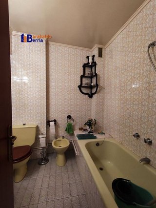 Piso en venta en Centro - Desierto - Arrontegi en Barakaldo