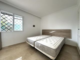 Piso en venta en Los Naranjos - Las Brisas en Marbella