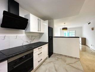 Piso en venta en Los Naranjos - Las Brisas en Marbella