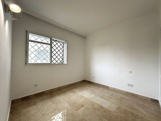 Piso en venta en Los Naranjos - Las Brisas en Marbella