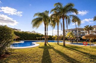 Piso en venta en Nueva Andalucía centro en Marbella