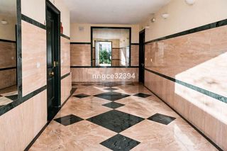 Piso en venta en Nueva Andalucía centro en Marbella