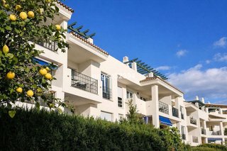 Piso en venta en Nueva Andalucía centro en Marbella