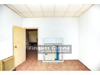 Piso en venta en Montjuïc en Girona