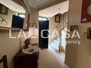 Chalet en venta en Montequinto en Dos Hermanas