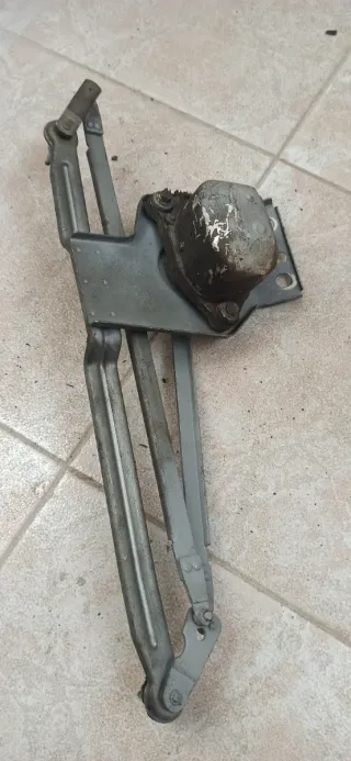Recambios usados en buen estado para Seat 600
