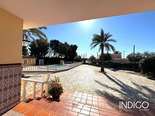 Chalet en venta en Alcalde Felipe Mallol en San Vicente del Raspeig/Sant Vicent del Raspeig