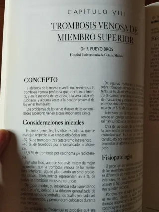 Libro antiguo de medicina flebopatías