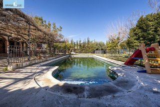 Chalet en venta en Ogíjares