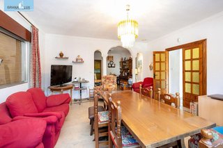 Chalet en venta en Ogíjares