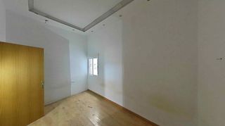 Piso en venta en Porta en Barcelona