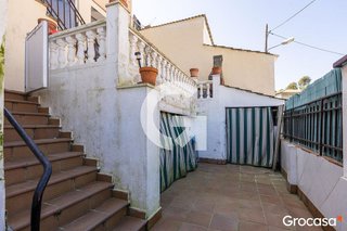 Chalet en venta en Marianao en Sant Boi de Llobregat