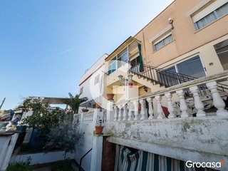Chalet en venta en Marianao en Sant Boi de Llobregat