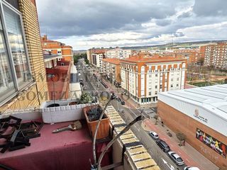 Piso en venta en Campo de la Juventud en Palencia