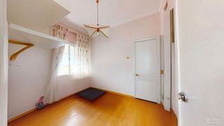 Piso en venta en Los Remedios en Sevilla