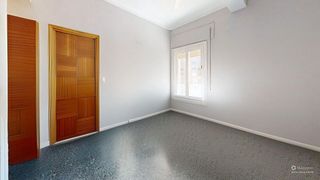 Piso en venta en Los Remedios en Sevilla