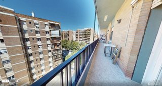 Piso en venta en Los Remedios en Sevilla