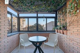 Piso en venta en Cervantes en Granada