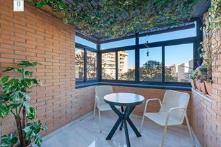 Piso en venta en Cervantes en Granada