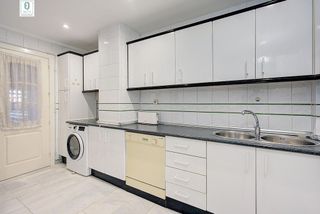 Piso en venta en Cervantes en Granada