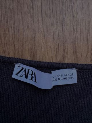 Camiseta Zara Manga Corta Negra Talla S