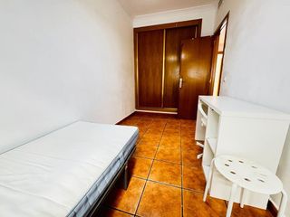 Piso en venta en La Granja-La Colina-Los Pastores en Algeciras