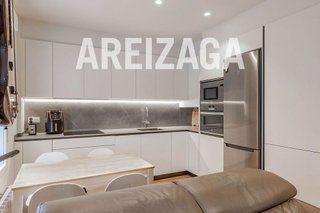 Piso en venta en Amara - Berri en San Sebastián-Donostia