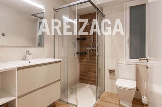 Piso en venta en Amara - Berri en San Sebastián-Donostia