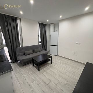 Piso en venta en El Barral Ferial en Coslada