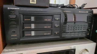 Amplificador y CD JBL