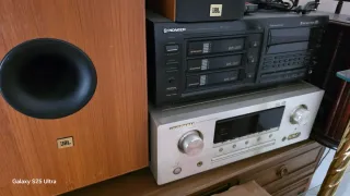 Amplificador y CD JBL