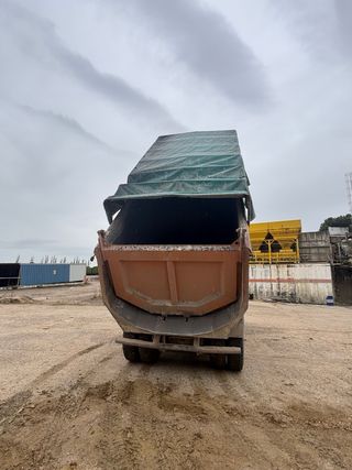 Dumper Mercedes Actros 4144