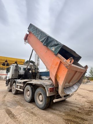 Dumper Mercedes Actros 4144