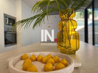 Casa en venta en Joc de la Bola - Camps d'Esports - Ciutat Jardí - Montcada en Lleida