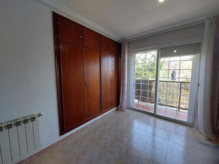 Casa pareada en venta en Velilla de San Antonio