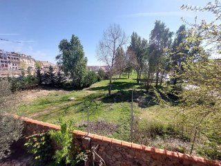 Casa pareada en venta en Velilla de San Antonio