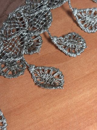 Pañuelo ligero encaje marrón