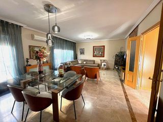 Casa adosada en venta en La Avanzada - La Cueva en Fuenlabrada