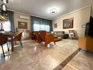 Casa adosada en venta en La Avanzada - La Cueva en Fuenlabrada