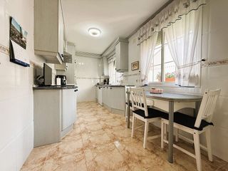 Casa pareada en venta en Loeches