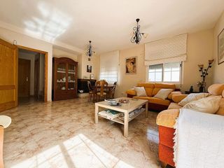 Casa pareada en venta en Loeches